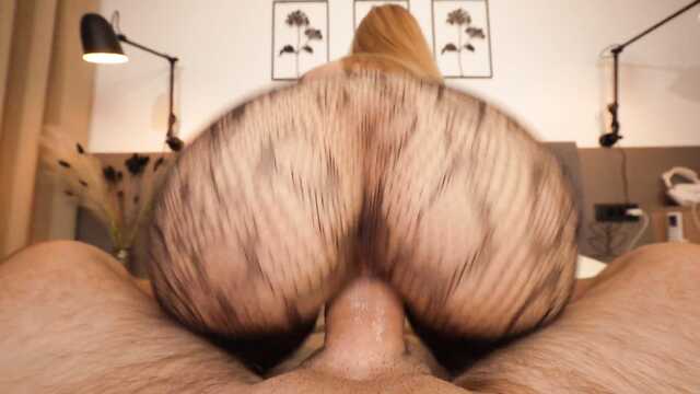 Можешь трахнуть меня в пизду, пока нет моего парня