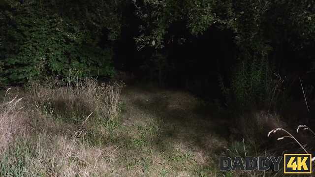 Вылазка на природу с любимым папочкой