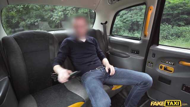 Непростые будни обычного таксиста