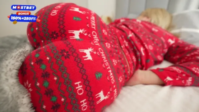 Рождество в компании прекрасной мамаши