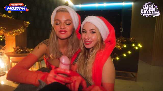 Горячая жена подарила на рождество групповой секс