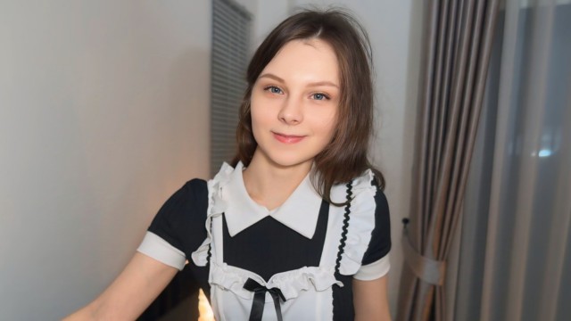 Горничной тут совсем не до уборки