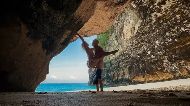 Порно сүт оңай сиськи