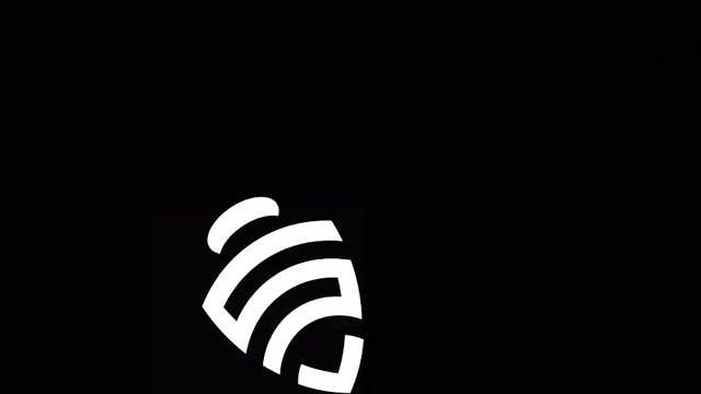 Горячая милфа щупает большие дойки в бассейне