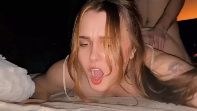 Әлемдегі ең жақсы порно актриса - Саванна