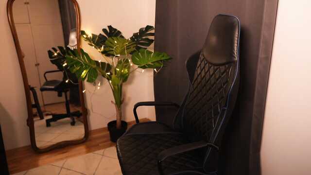 Дикте тербелген үлкен жопа