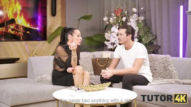 Чему научит зрелая репетиторша?