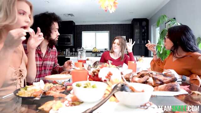 Вызывающе классная групповуха после вечеринки