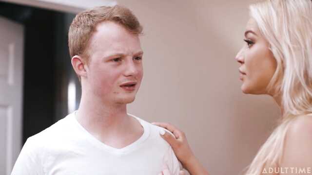 Пасынку давно хотелось вставить мачеха в анал