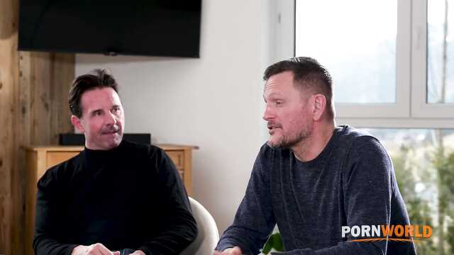 Вечеринка свингеров с двойным проникновением