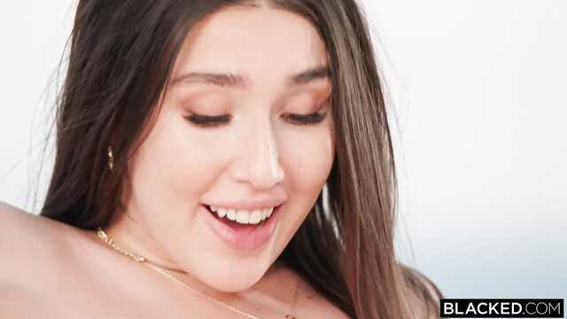 Моим новым любовником стал негр с большим хуем