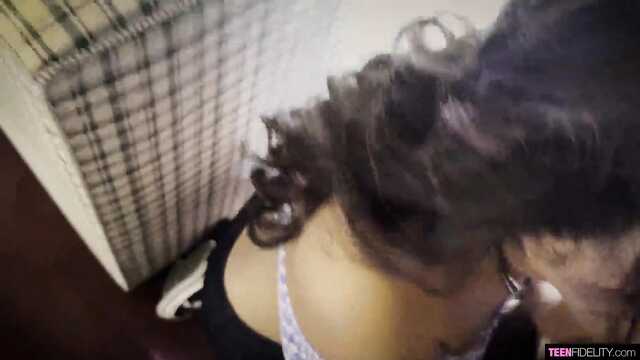 Массированный кремпай в волосатую киску