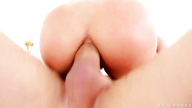 Трахай мою сладкую задницу грубо, до сквирта