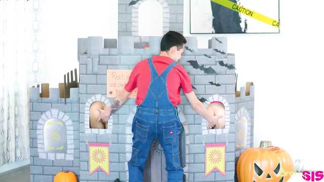 Сводные сестры предложили брату ролевую секс игру