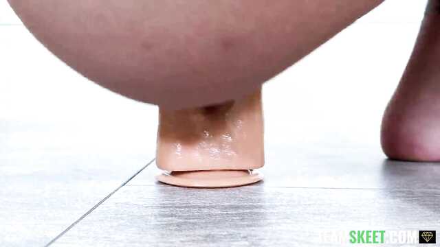 Осмотр дырочек блудливой падчерицы