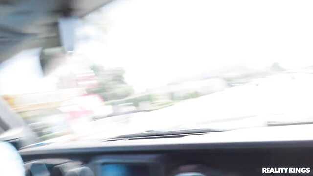 Вот такая должна быть встреча выпускников колледжа