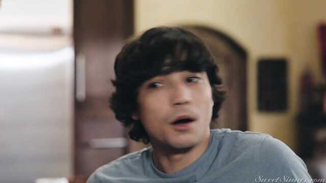 Настоящая интимная признательность мамочке