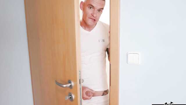 Какой непредвиденный тройничок!