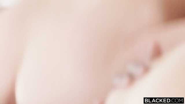 Чёрные стволы для миниатюрных красавиц