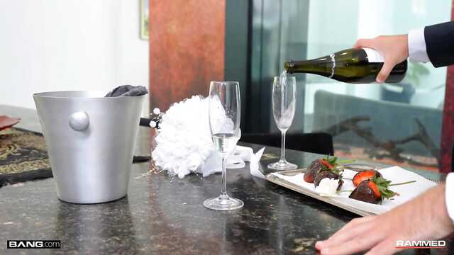 Прекрасно быть невестой куколда