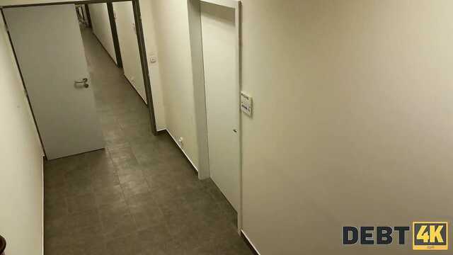 Что необходимо силиконовой начальнице?