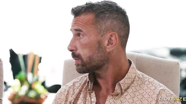 Сестра моей жены очень ебливая и безумно горячая