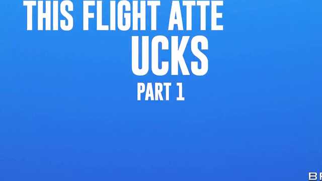 Перед вылетом стюардесса потрахалась с охранником