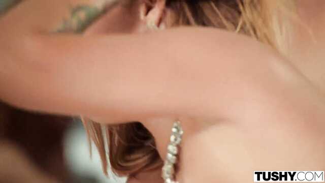 Свальная оргия с неминуемым аналом