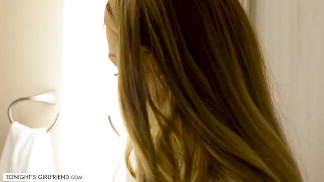 Рыжая учительница опять изменяет со студентом