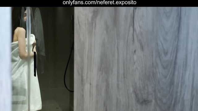 Чудная латинка, которая хочет делать минет