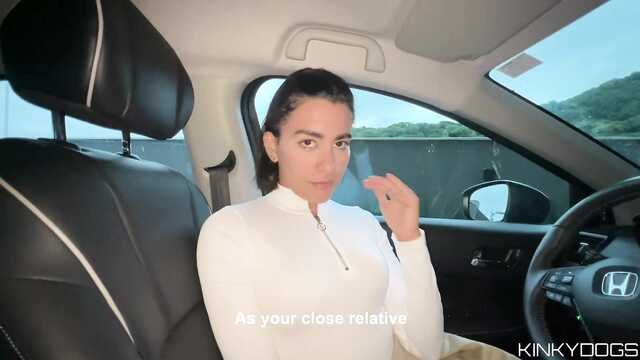 Счастливый девственник щупает сводную сестру