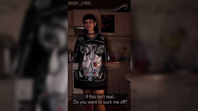 Очень круто вставлять между ног сводной сестре