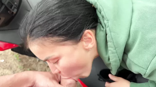 Орыстың шлюхалары қалың топта қалай былдырлайды