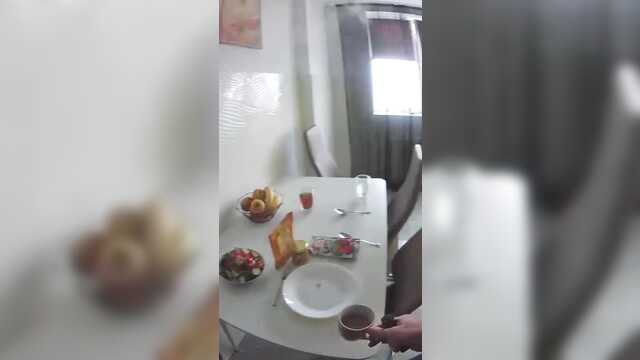 Лучший друг мужа знатно ебет мою анальную дырочку