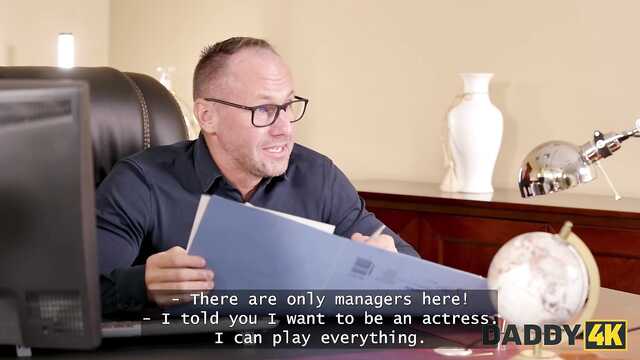 Прямо в кабинете босс засадил в горячую секретаршу