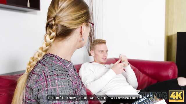 Было круто засаживать между ног русской училке