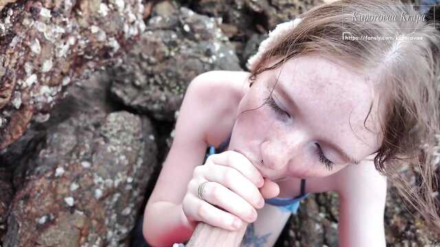 Отдых с сестрой на пляже закончился сочным минетом