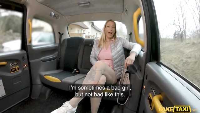 Эй водитель, можешь смело ебать меня за проезд