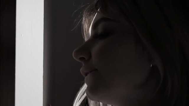 Сестра, хватит дрочить в шкафу, присоединяйся