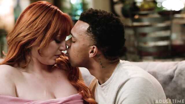 Только не рассказывай отцу, что ты ебал мачеху