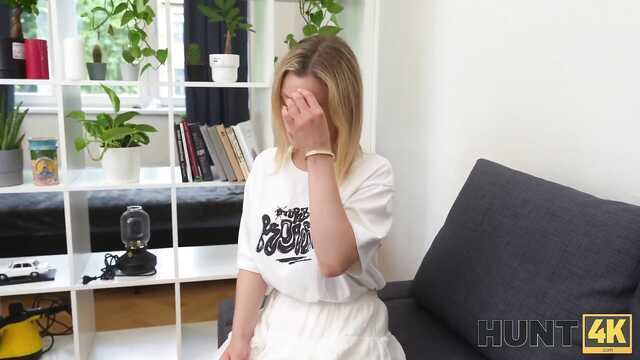 Есть возможность заработать с помощью киски любимой девушки