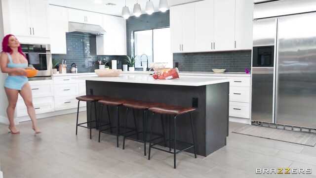 Просмотр футбольного матча пошёл немного не так