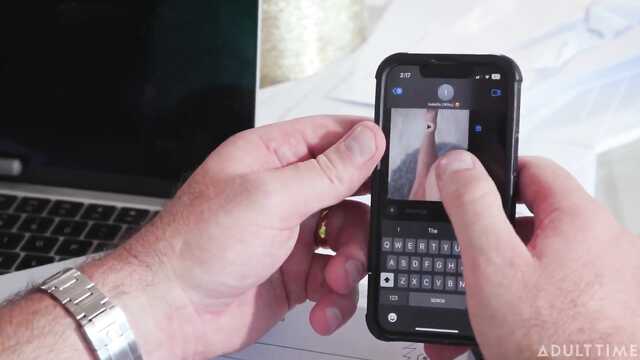 Жаркое секс видео с падчерицей возбудило отчима