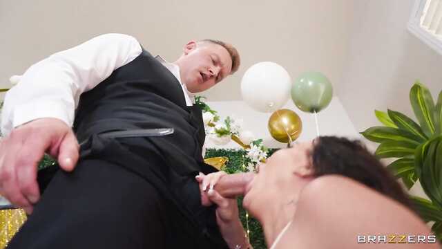 Перед свадьбой невеста изменила с фотографом