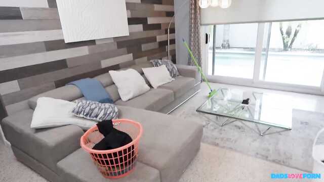 Всё ради своего нового папочки