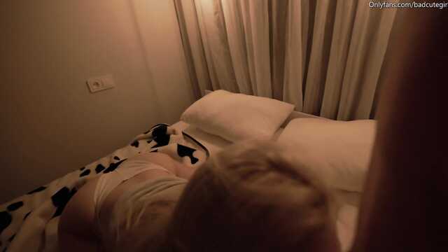 Каждый вечер сводная сестра спаривается с братом