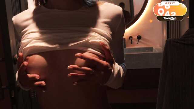 Нимфоманка на отдыхе получила душ из теплой спермы