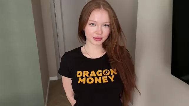 Муж в командировке, так что смело трахай соседку