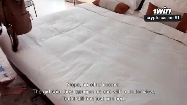 Пасынок лег в постель к мачехе и засунул между ног