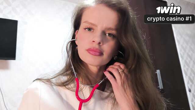 Хрупкая русская медсестра вылечила пациента сексом